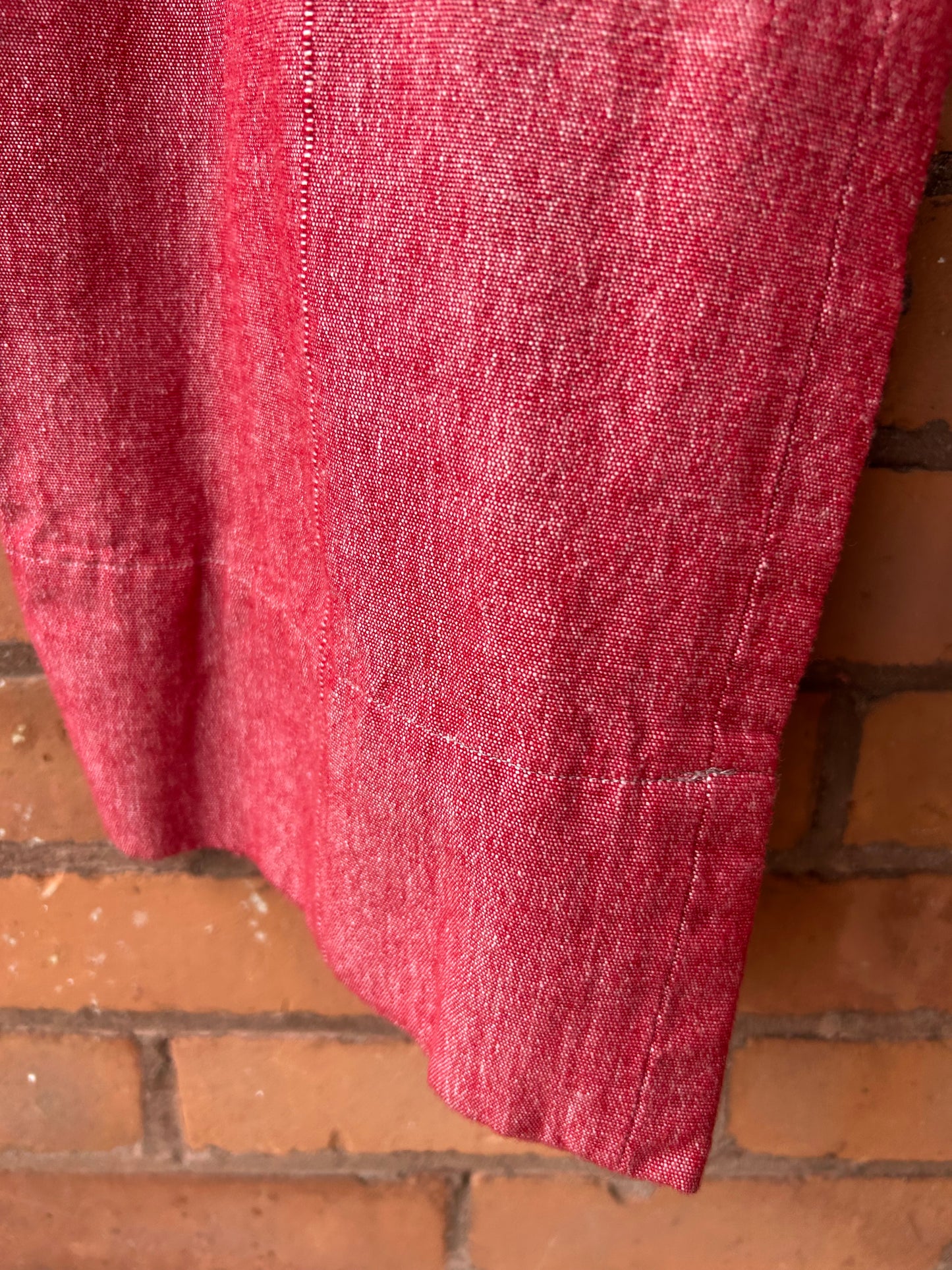 90’s Vintage Red & White Linen Cropped Pants / 31 Waist