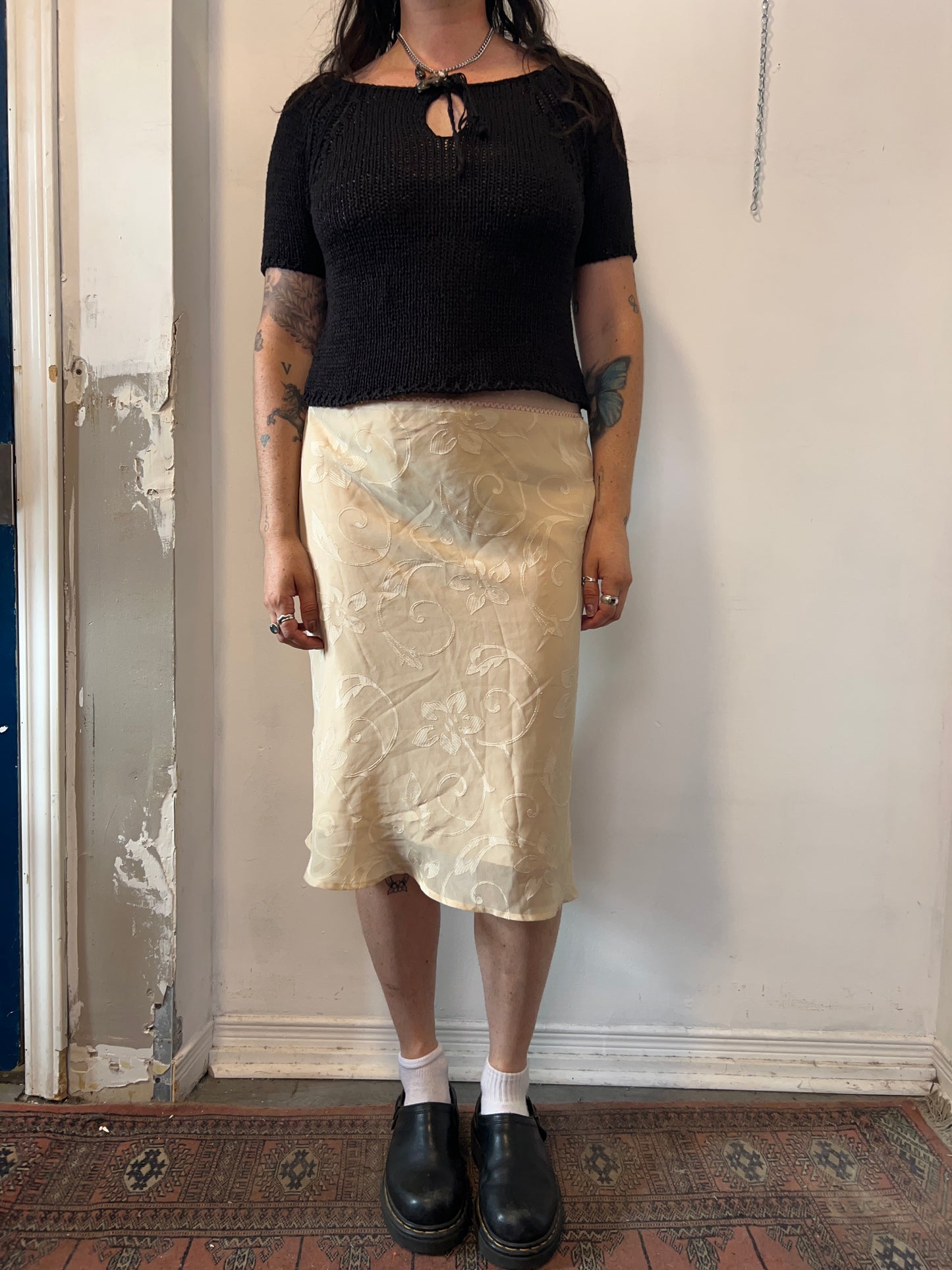 90’s Vintage Cream Floral Midi Skirt / 32-36 Waist