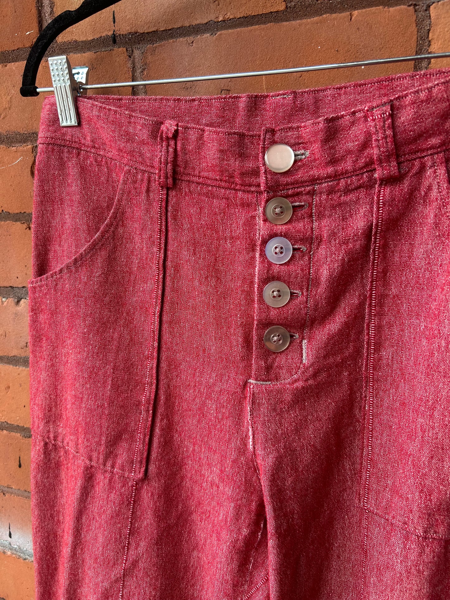 90’s Vintage Red & White Linen Cropped Pants / 31 Waist