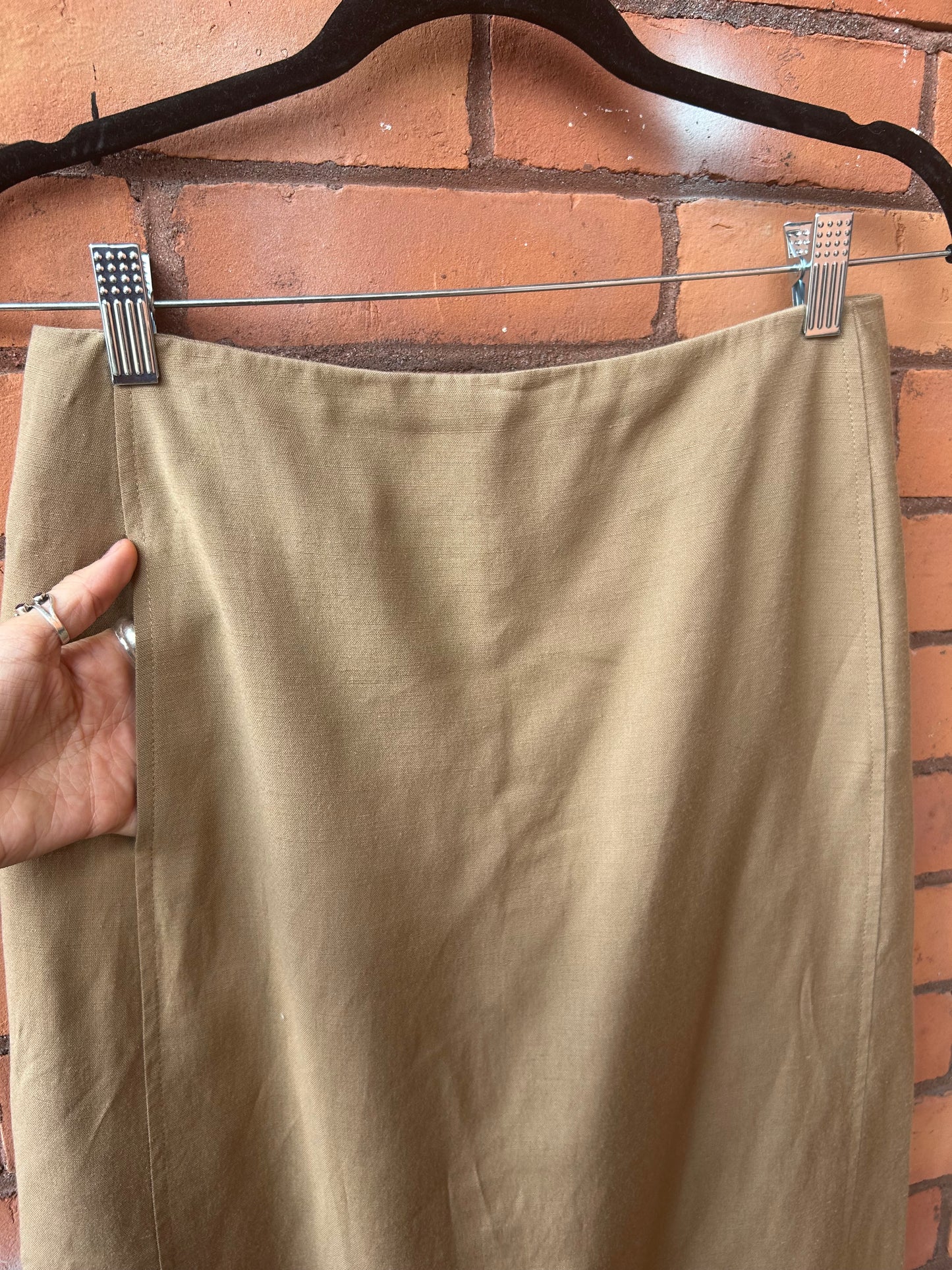 90’s Vintage Beige Linen Blend Maxi Skirt / 28 Waist