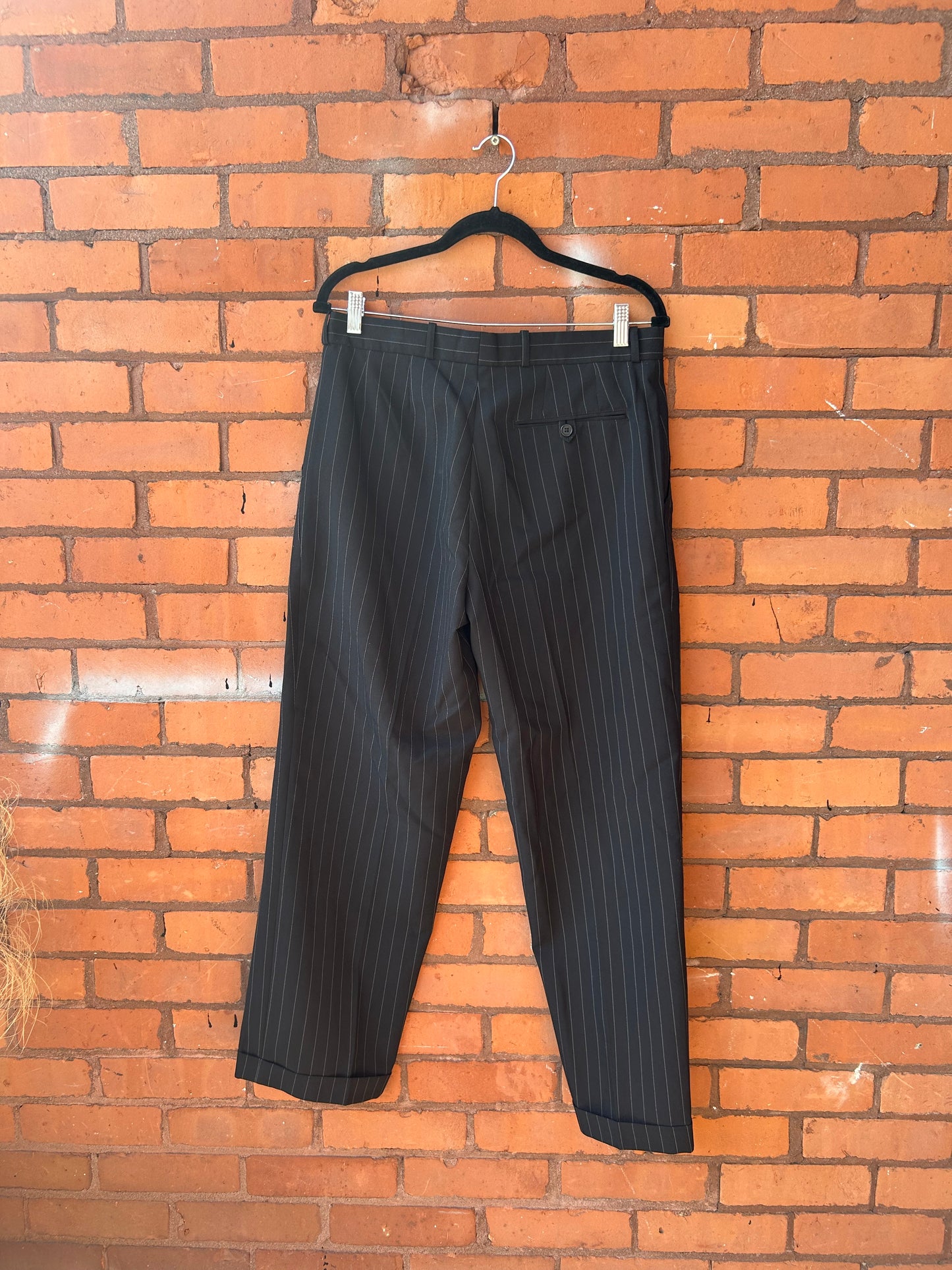 90’s Vintage Black & White Pinstripe Trousers / 32 Waist