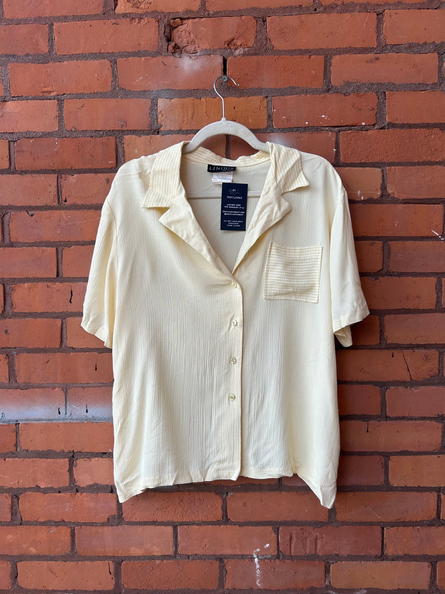 90’s Vintage Butter Yellow Short Sleeve Blouse / Size XXL