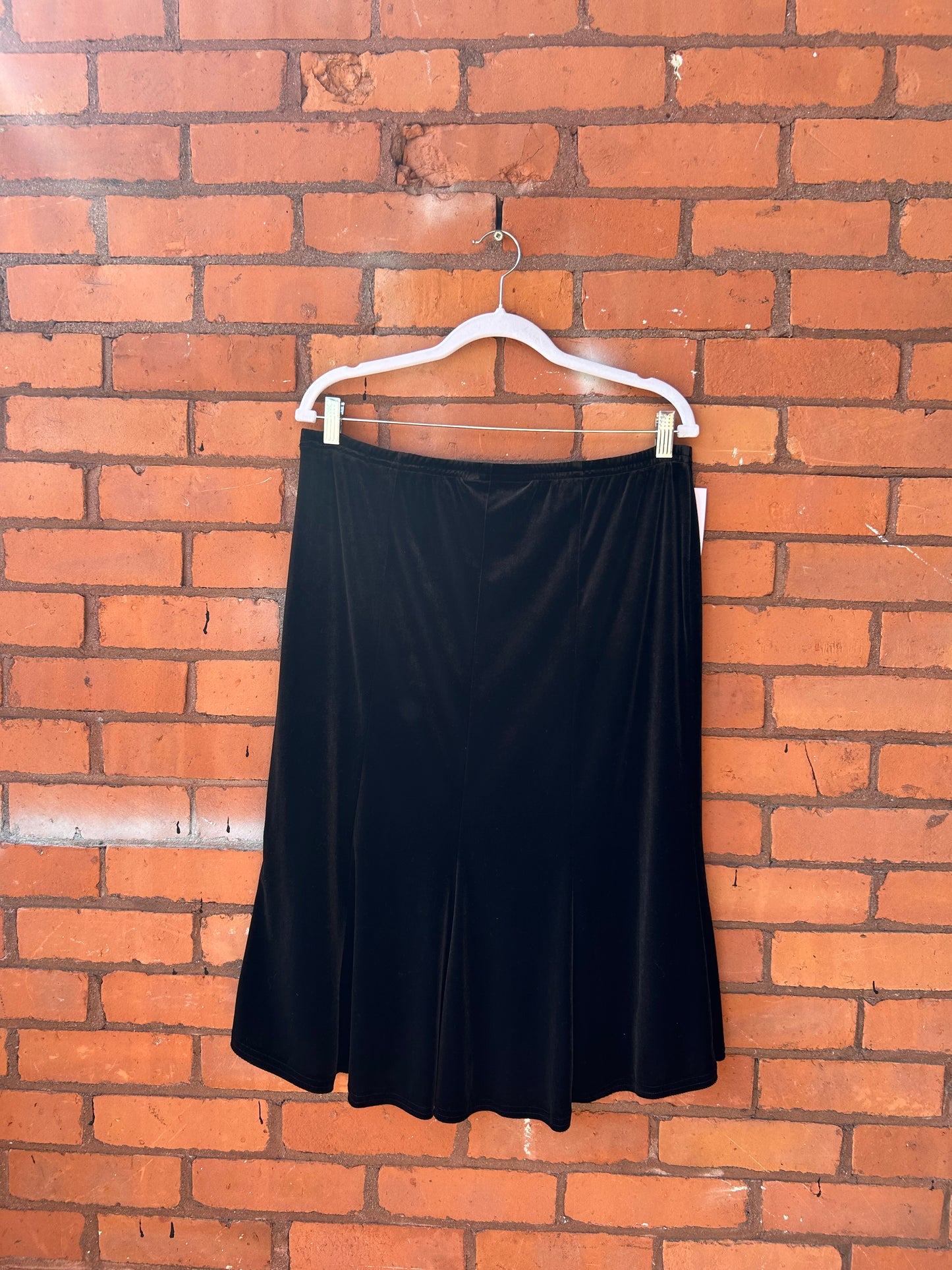 90’s Vintage Black Velvet Midi Skirt / 36-40 Waist