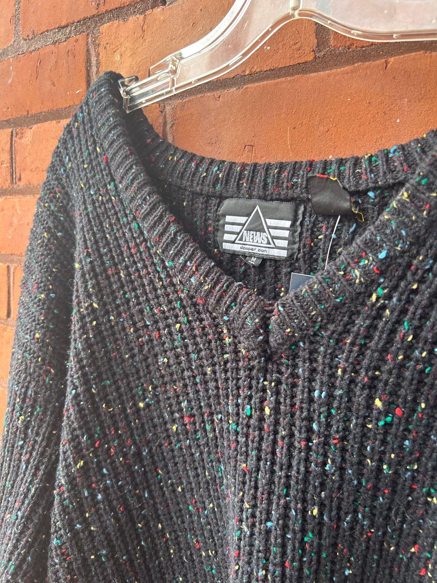 90’s Vintage Black & Rainbow Speckled V-neck Sweater / Size M
