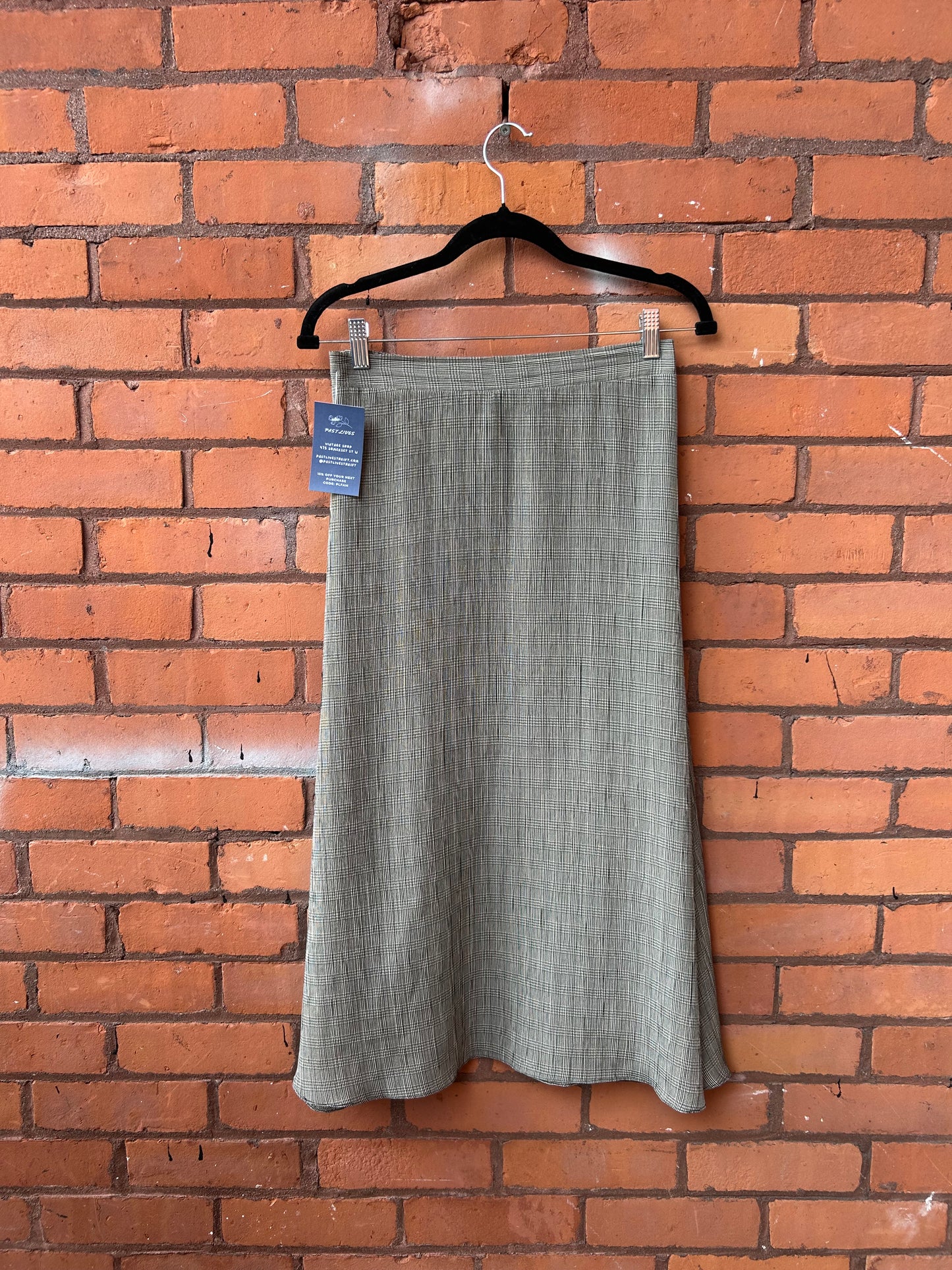 90’s Vintage Black & White Plaid A-Line Skirt / 28-30 Waist