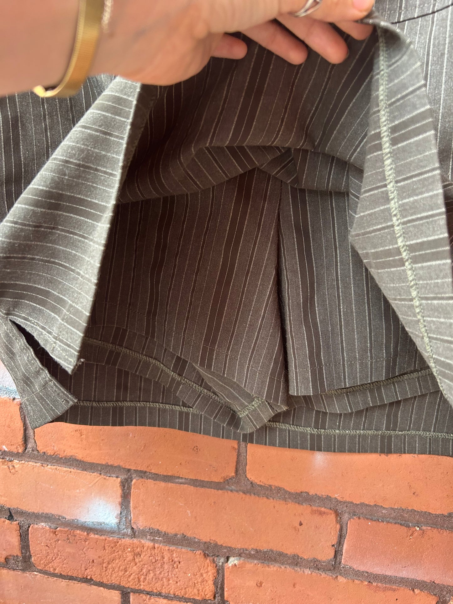90’s Vintage Olive Green Striped Mini Skort / 40-44 Waist