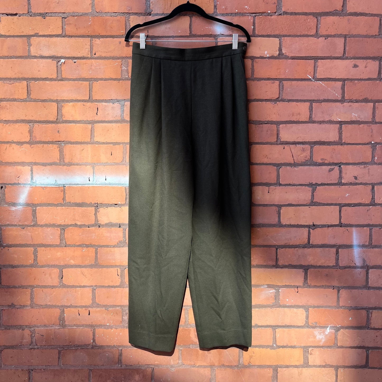 90’s Vintage Army Green Wool Pleated Trousers / 30 Waist