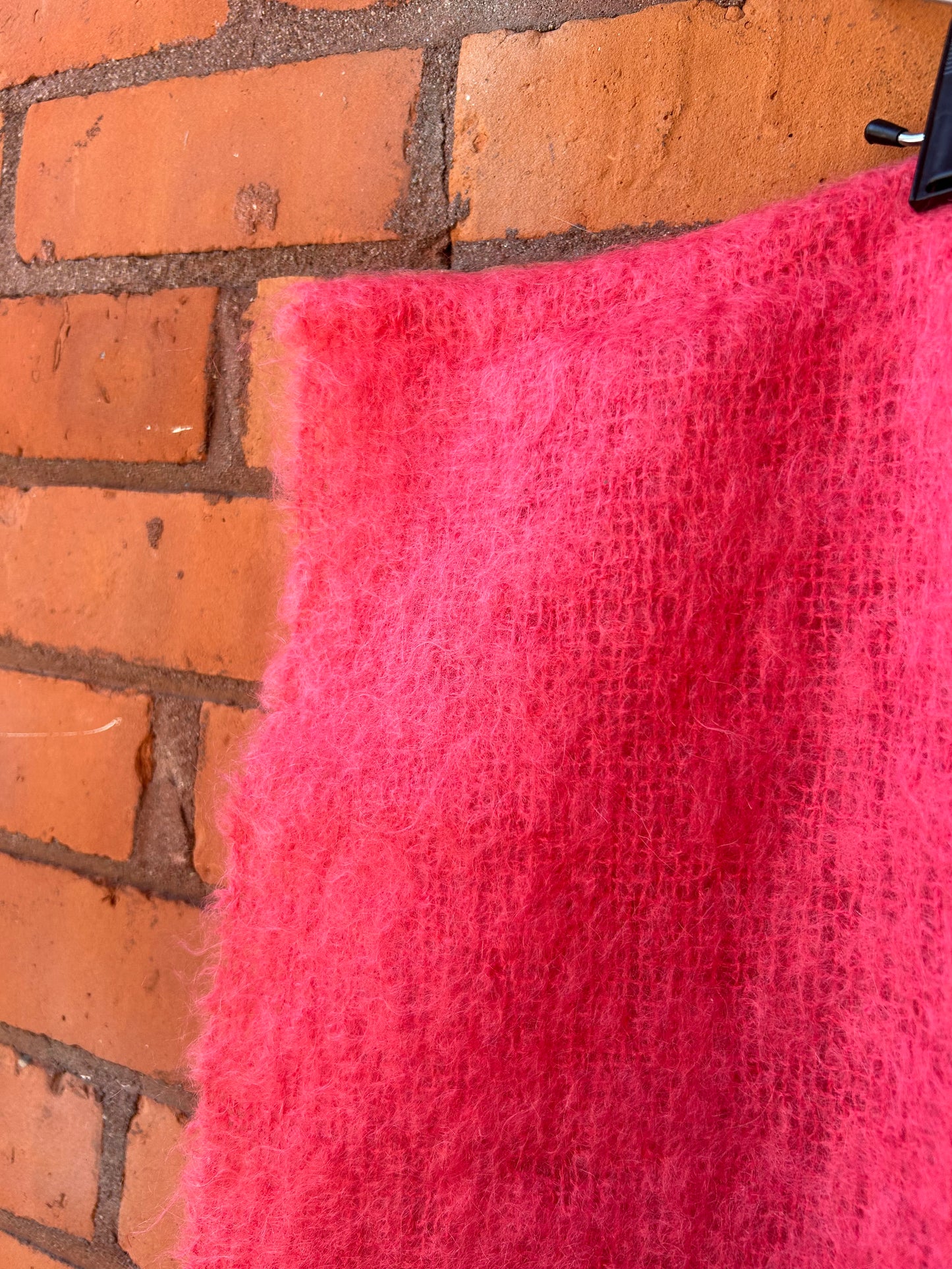 70’s Vintage Pink Woven Mohair Scarf