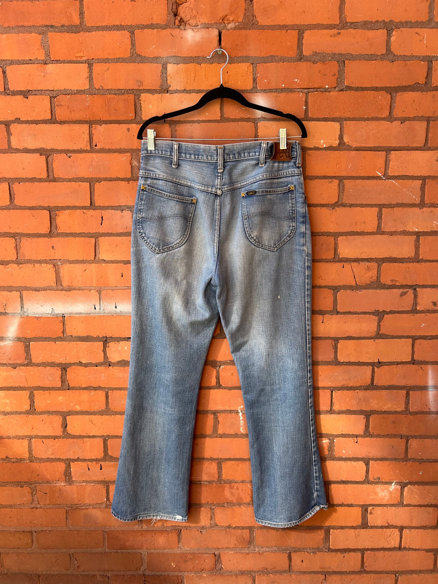 80’s Vintage Lee Faded Blue Bootcut Jeans / 34 Waist