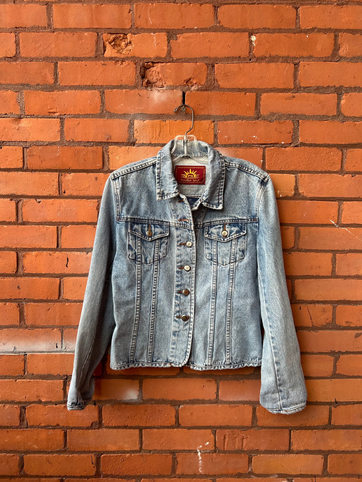 90’s Vintage Light Wash Denim Jacket / Size S