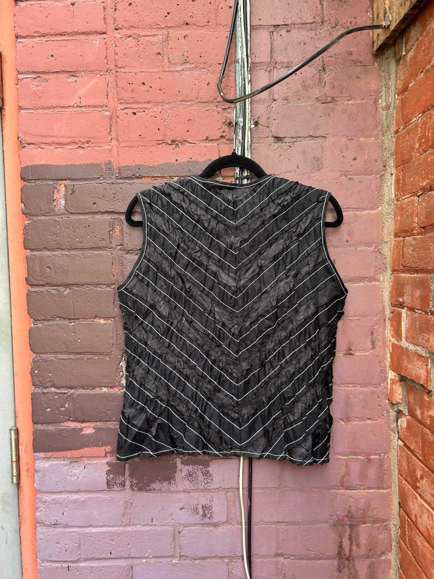 90's Vintage Black & White Pinstripe Textured Button Up Tank / Size M