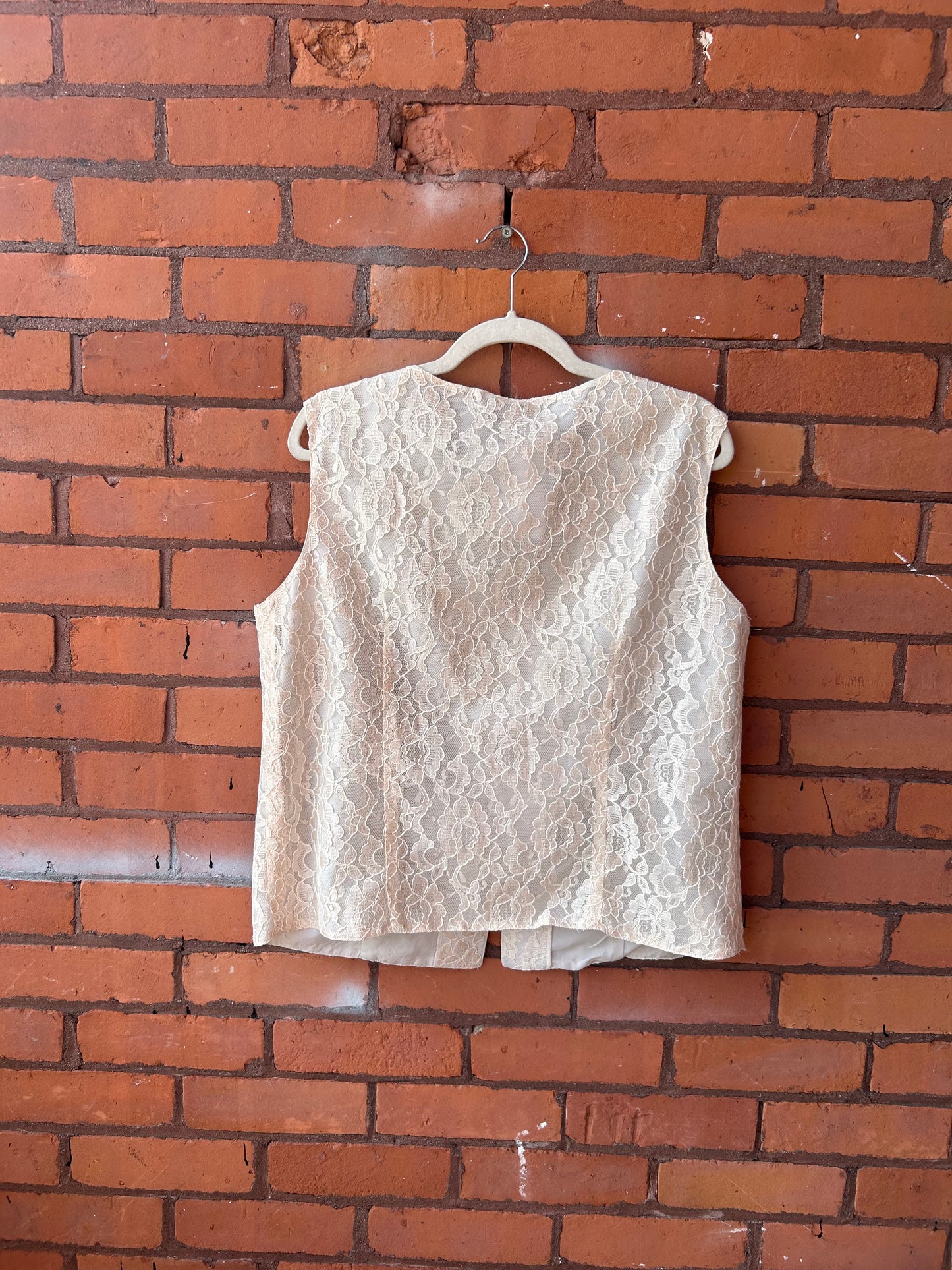 90’s Vintage Cream Lace Vest / Size XXL