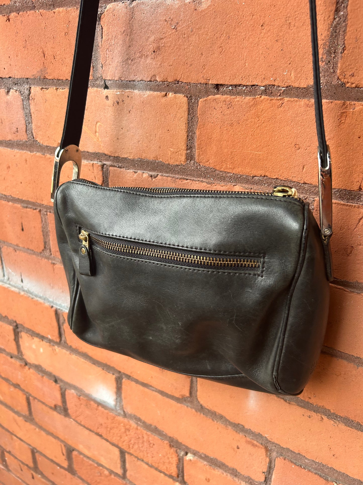 90’s Vintage Black Leather Crossbody Everyday Purse
