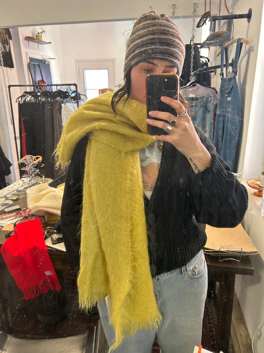 70’s Vintage Yellow Mohair Wool Blanket Scarf
