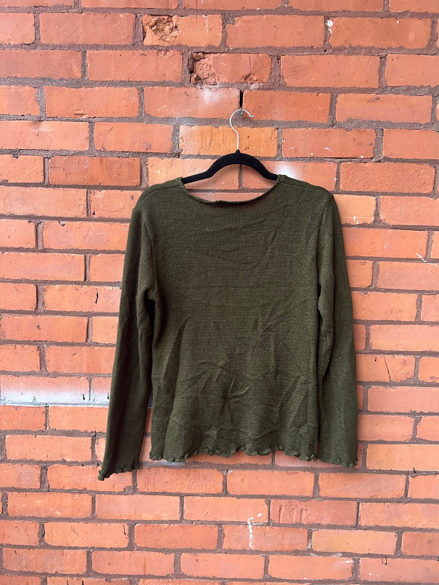 90’s Vintage Green Heart Pendant Fitted Sweater / Size M