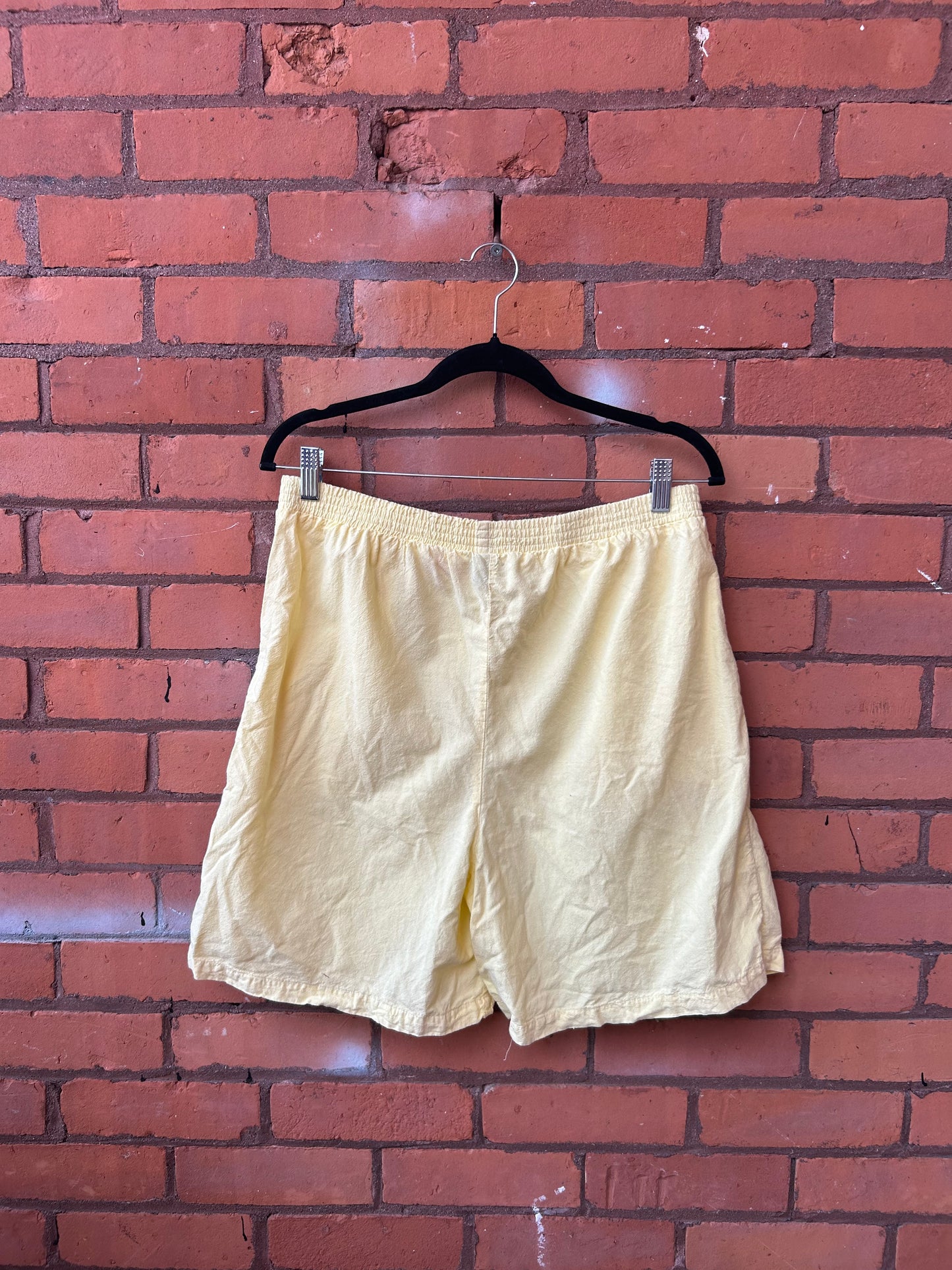 90’s Vintage Butter Yellow Cotton Casual Shorts / 32-38 Waist