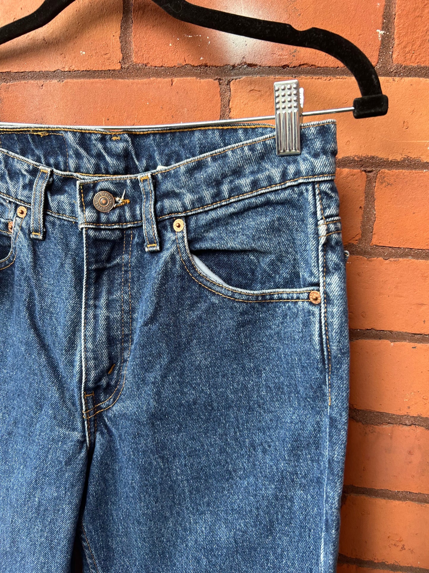 90’s Vintage Levi’s 512 Medium Blue Straight Leg Jeans / 28 Waist
