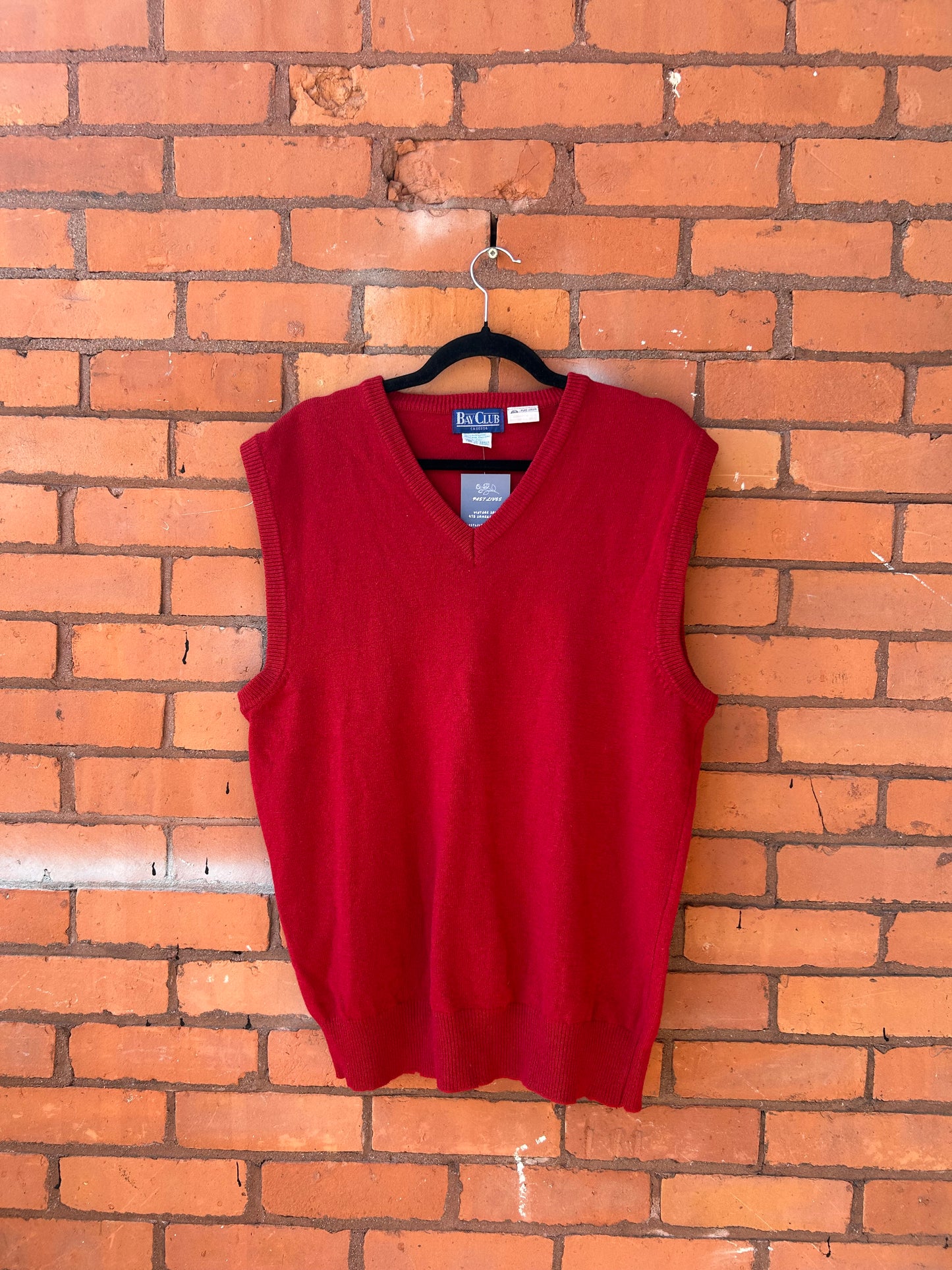 90’s Vintage Red Lambswool Sweater Vest / Size L
