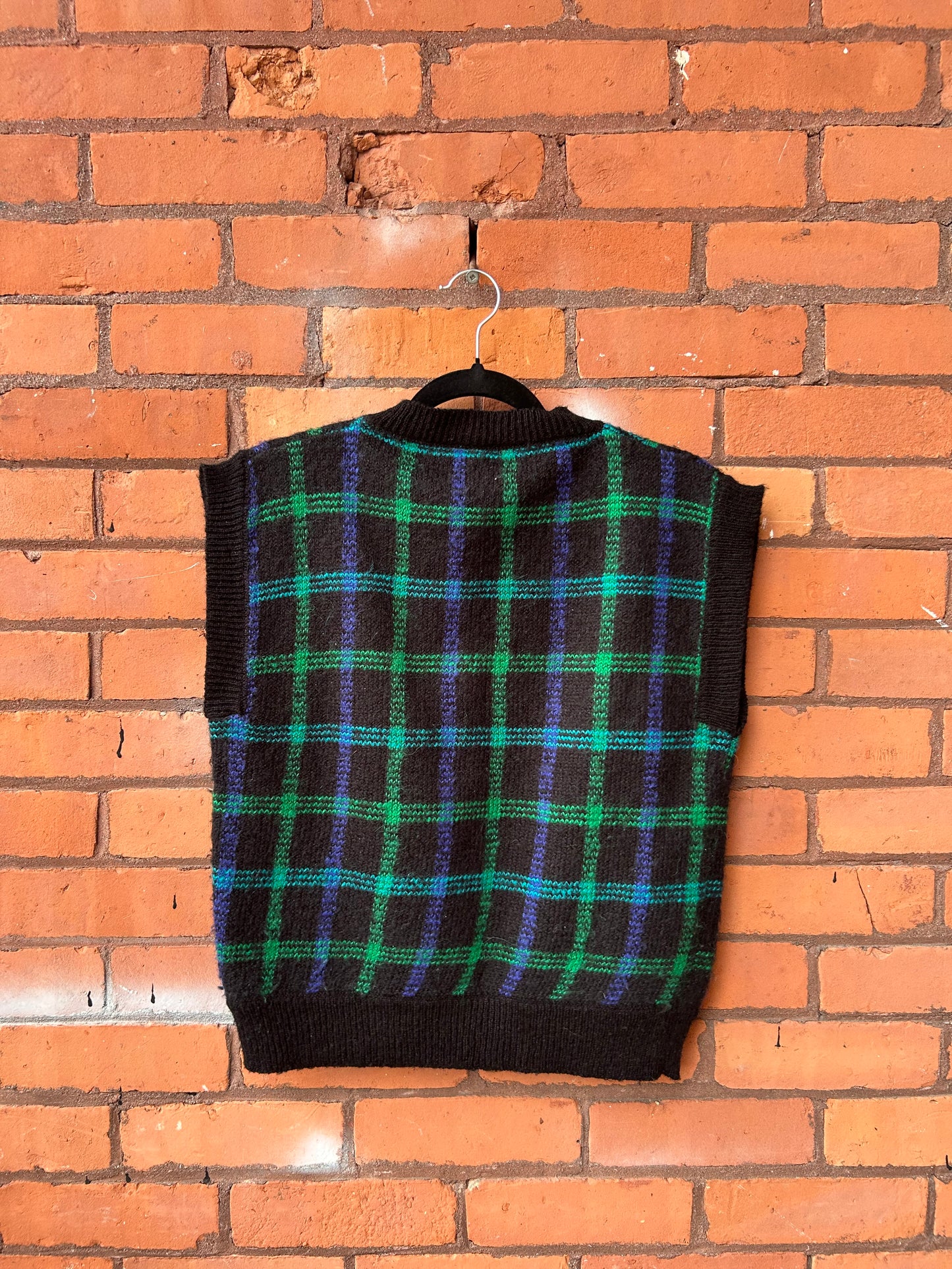 80’s Vintage Green & Black Plaid Sweater Vest / Size M