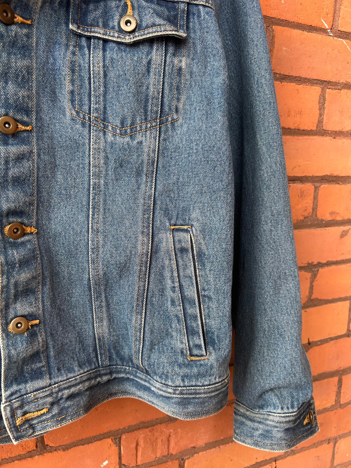 90’s Vintage Blue Denim Jacket / Size L