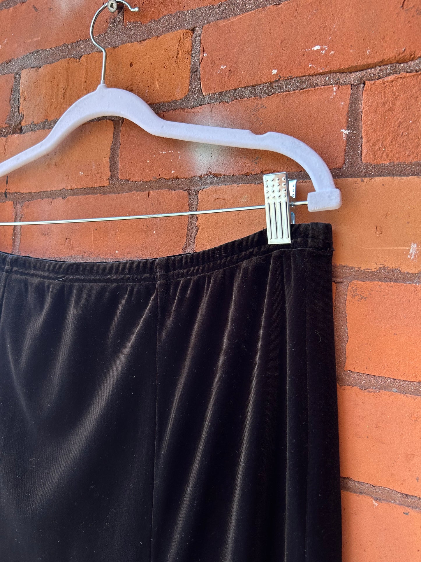 90’s Vintage Black Velvet Midi Skirt / 36-40 Waist