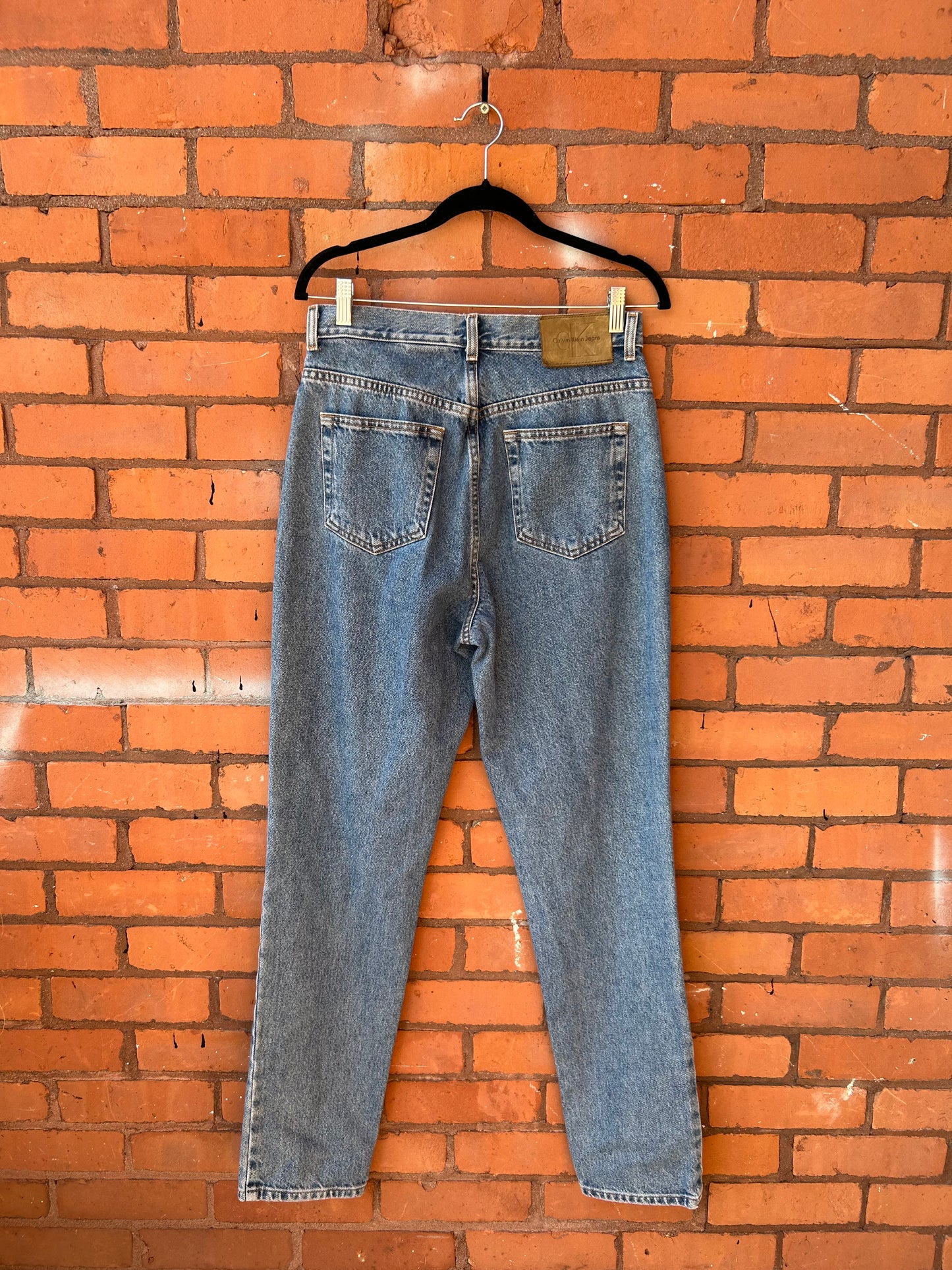 90’s Vintage Calvin Klein Stone Wash Mom Jeans / 31 Waist