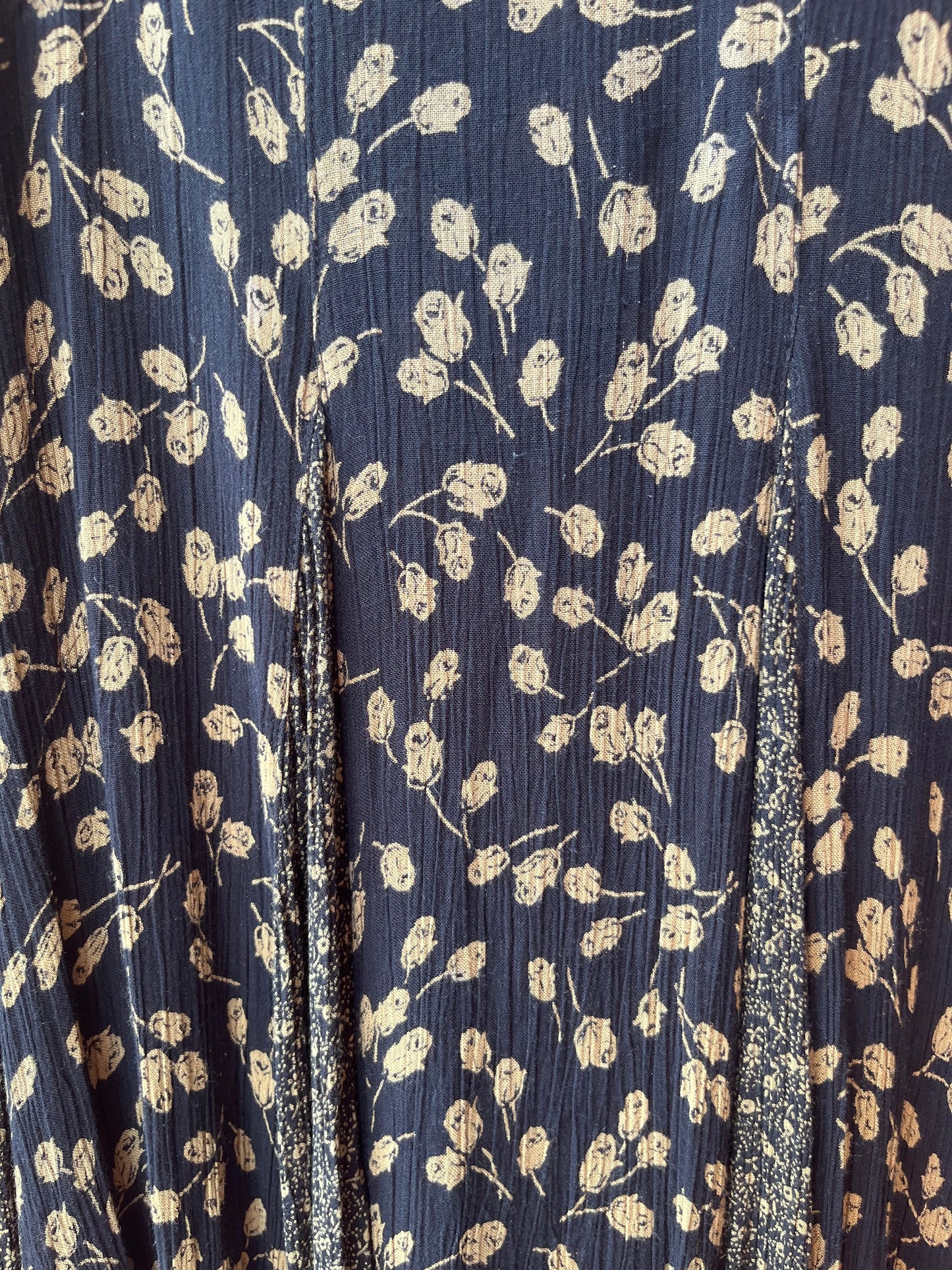 90’s Vintage Witchy Floral Longsleeve Maxi Dress / Size M - L