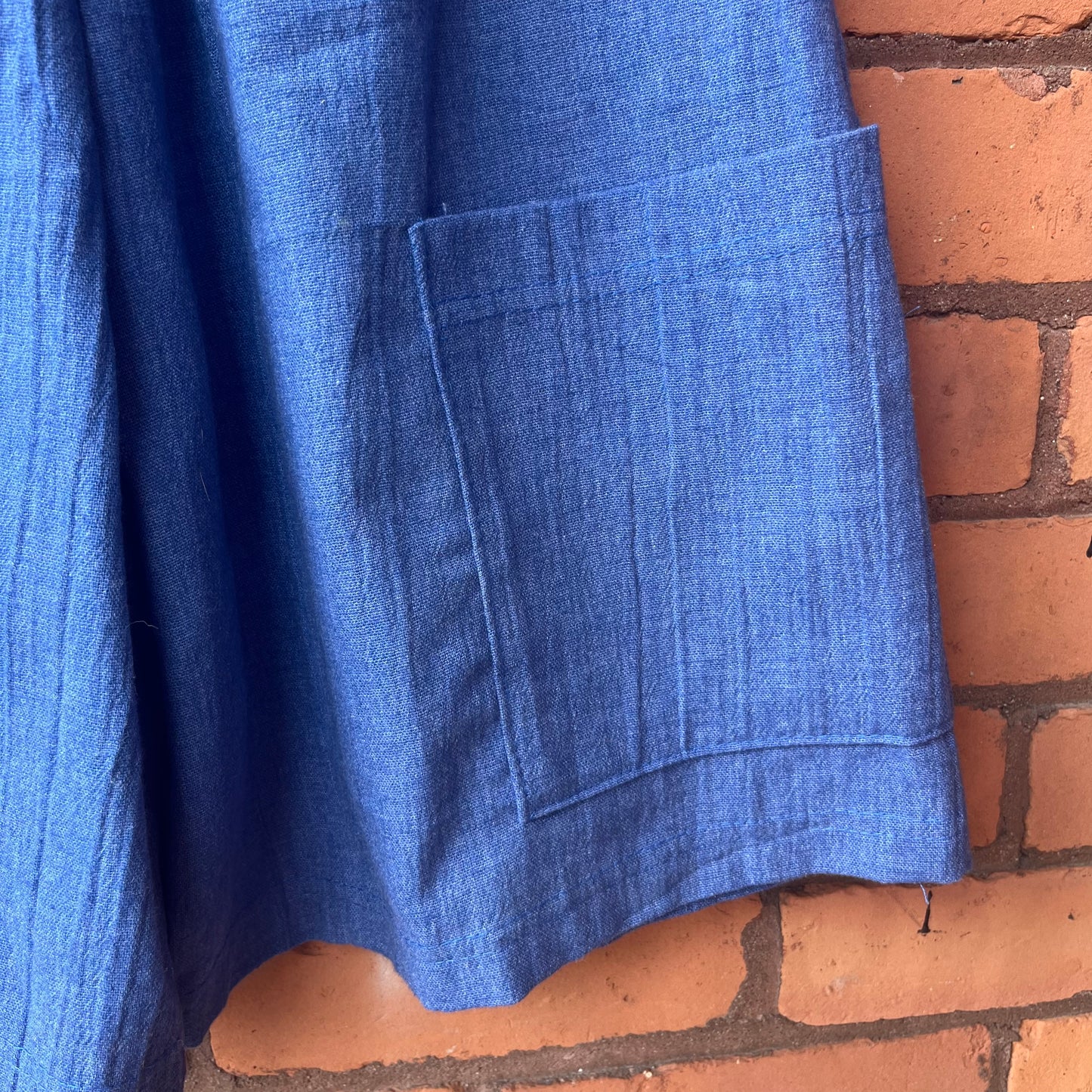 90’s Vintage Cobalt Blue Light Summer Shorts / 28-32 Waist