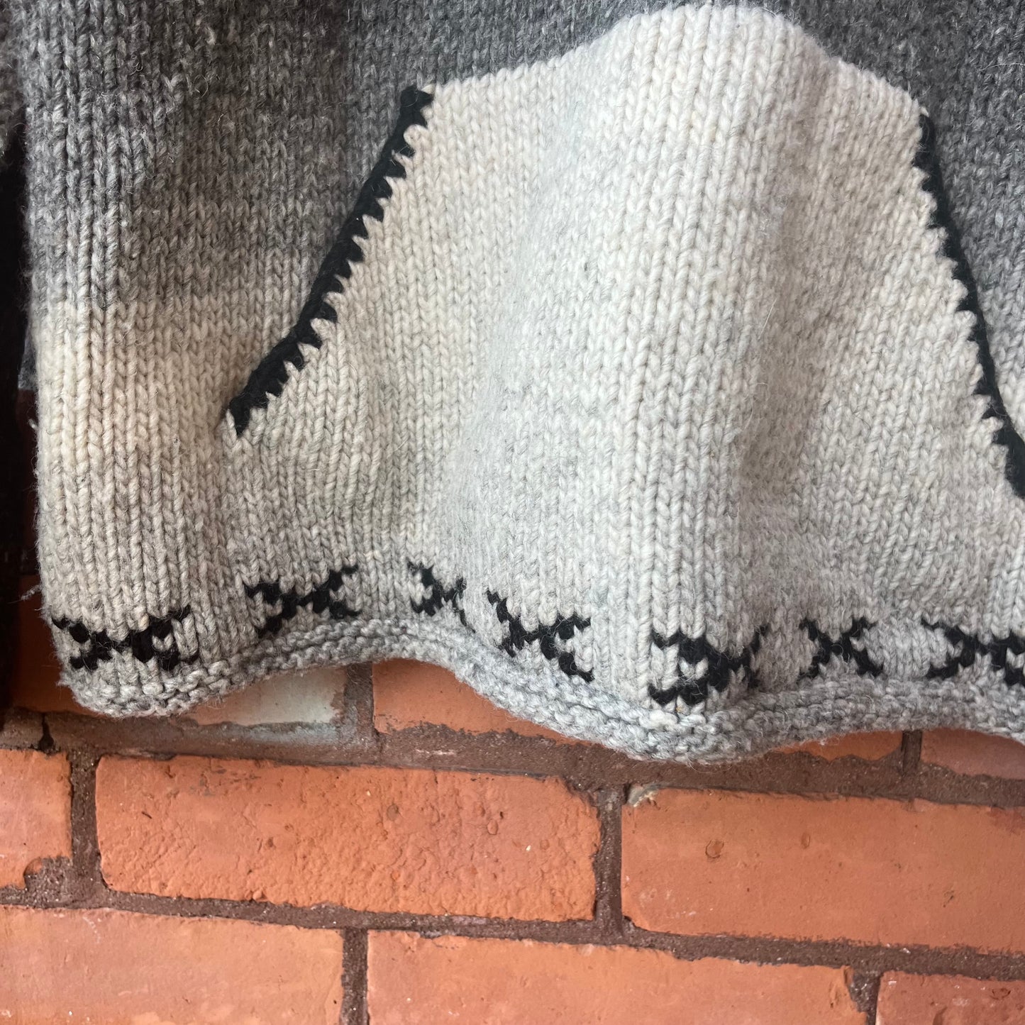 90’S Vintage Sun Hooded Wool Knit Sweater / Size L