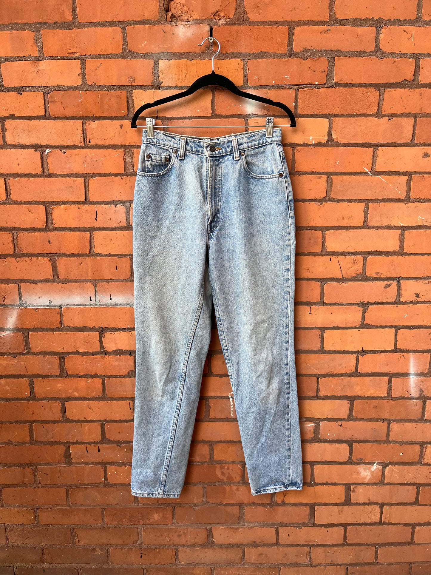90’s Vintage Levi’s 531 Light Wash High Waist Jeans / 28 Waist