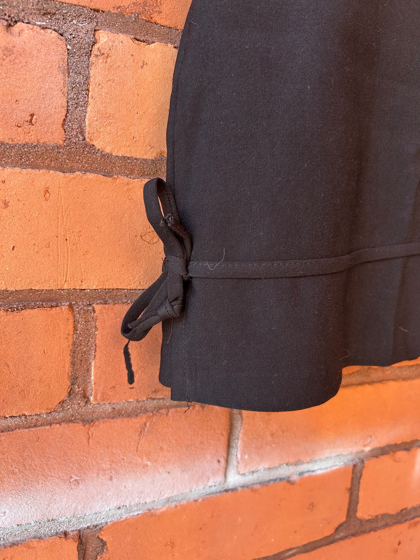 90’s Vintage Black Bow Mini Skirt / 24 Waist