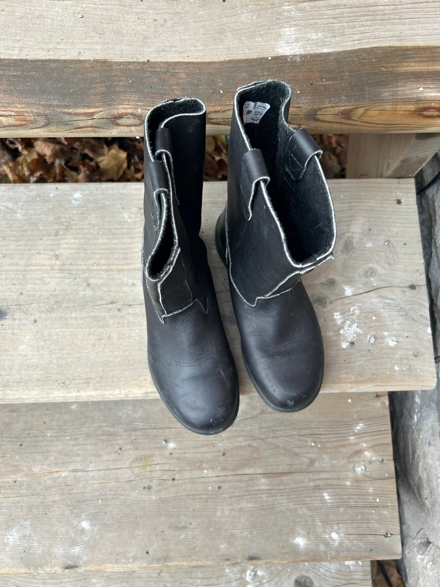 Modern Blundstone Rigger Boot / Size 6