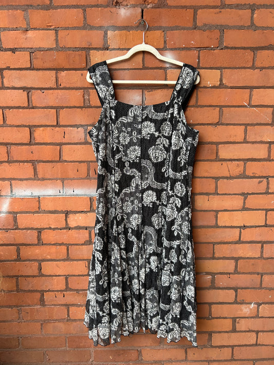 90’s Vintage Black & White Floral & Polka Dot Lace Midi Dress / Size 18
