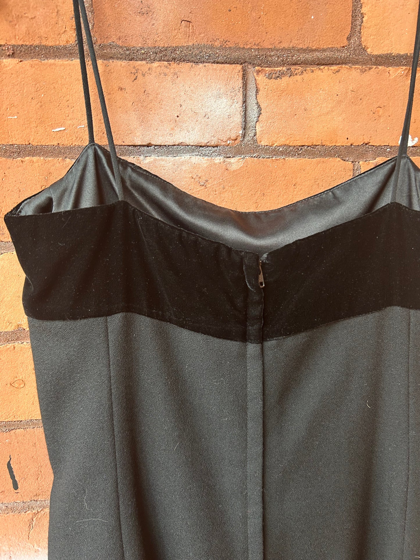 90’s Vintage Black Velvet Square Neck Mini Dress / Size 6
