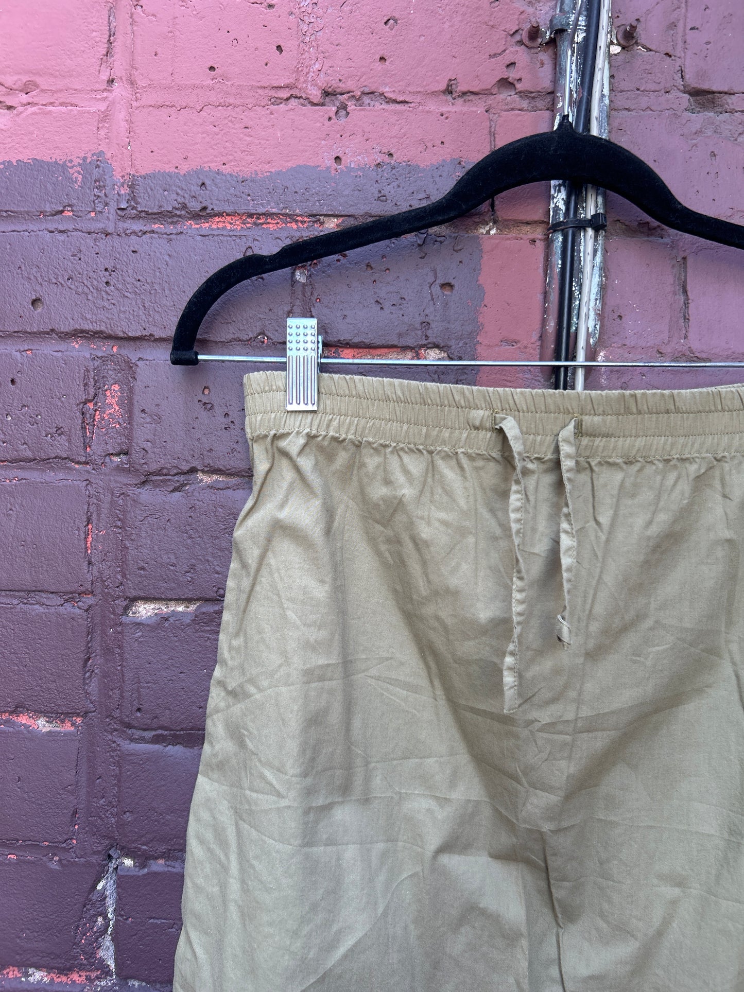 90's Vintage Olive Cotton Ruffle Midi Skirt / 26-28 Waist