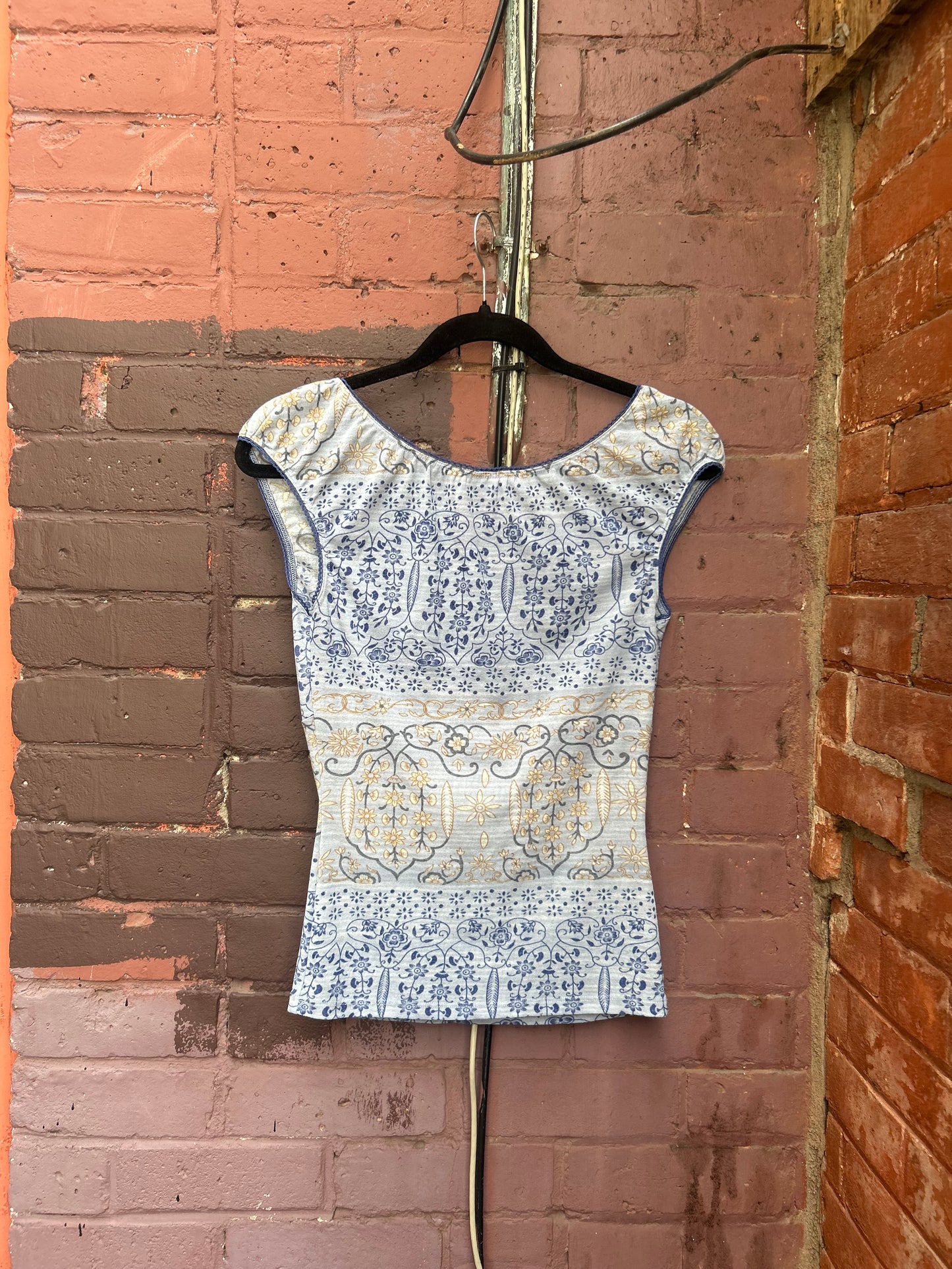 90’s Vintage Blue Floral Micro Mesh Top / Size S