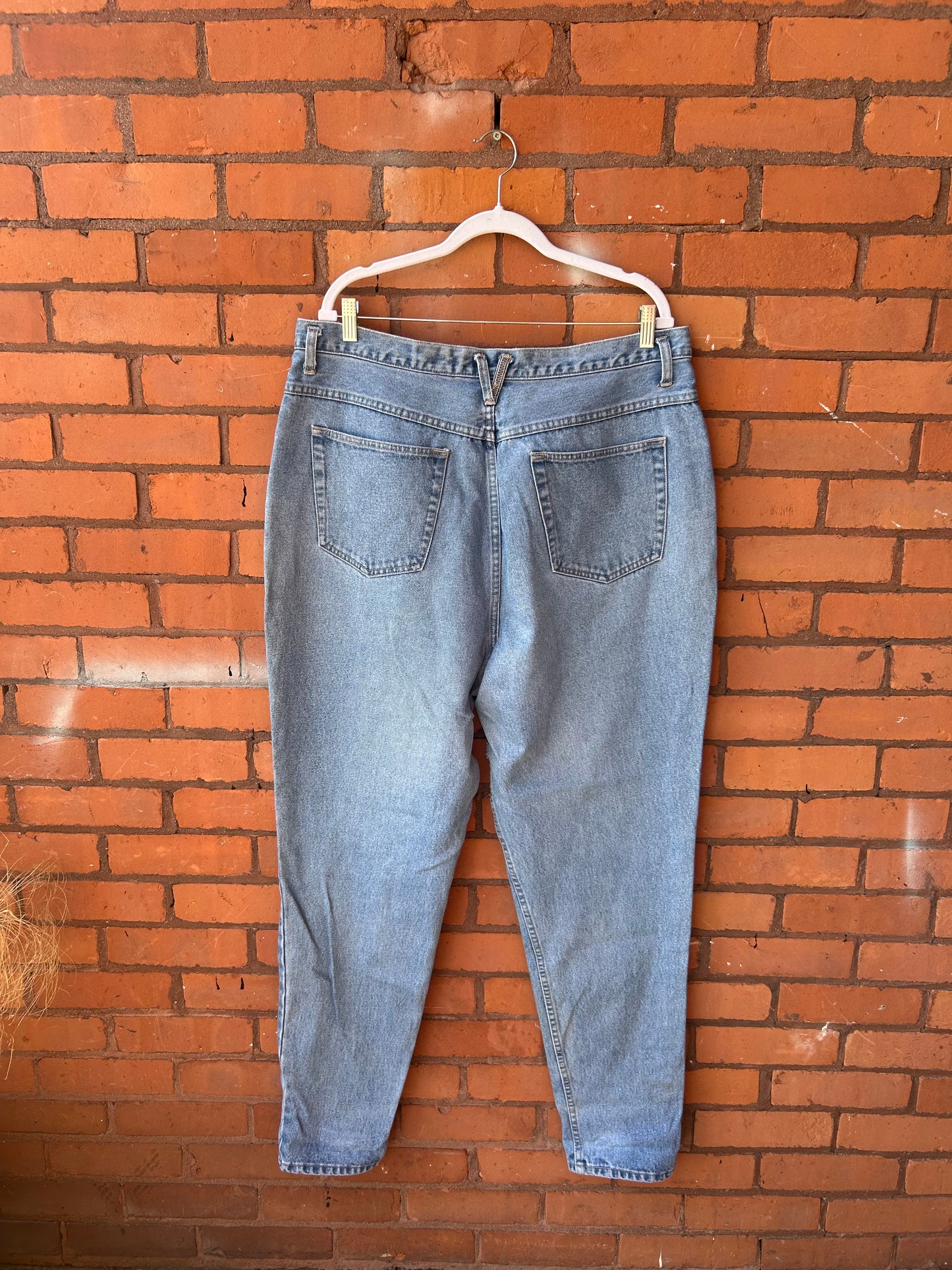 90’s Vintage Light Wash High Waist Jeans / 38 Waist