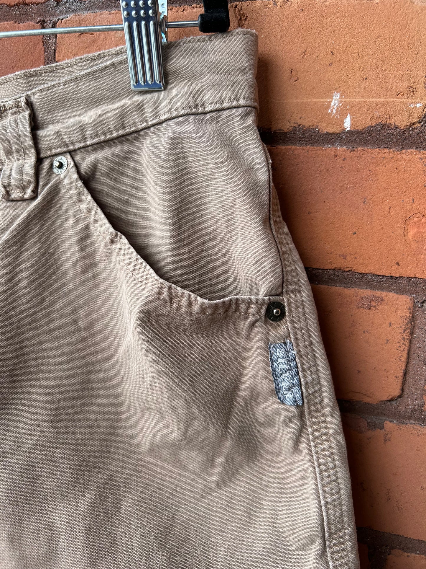 90’s Vintage Brown Carpenter Cargo Mid Rise Shorts / 34 Waist