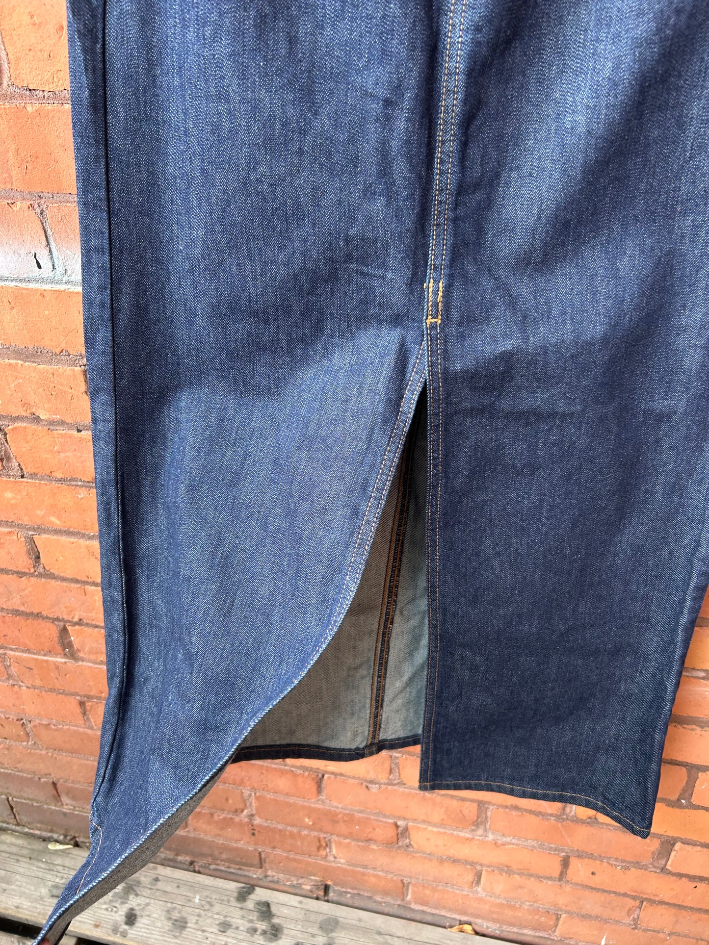 Y2K Vintage Dark Denim Maxi Skirt / 28 Waist