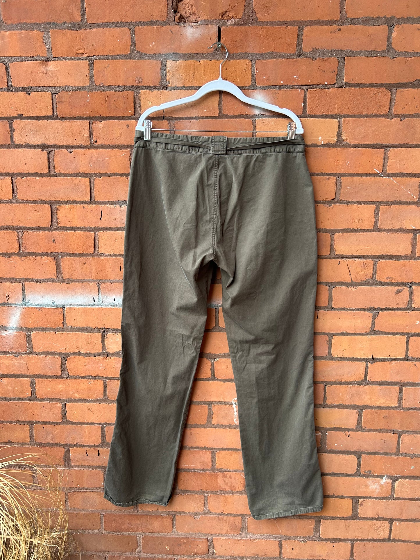 Y2K Vintage Guess Green Mid Rise Cargo Pants / 36 Waist