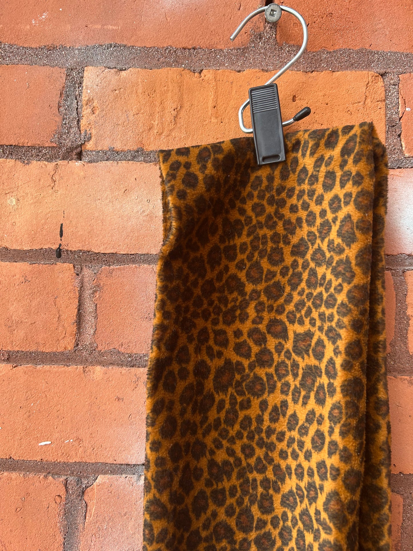 90’s Vintage Leopard Print Fleece Scarf
