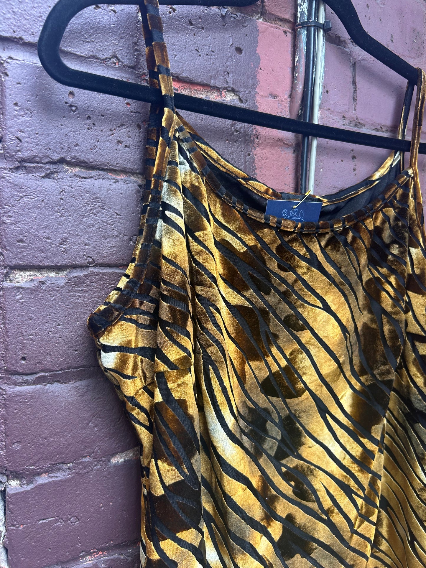 90’s Vintage Tiger Velvet Burn Out Tank / Size L