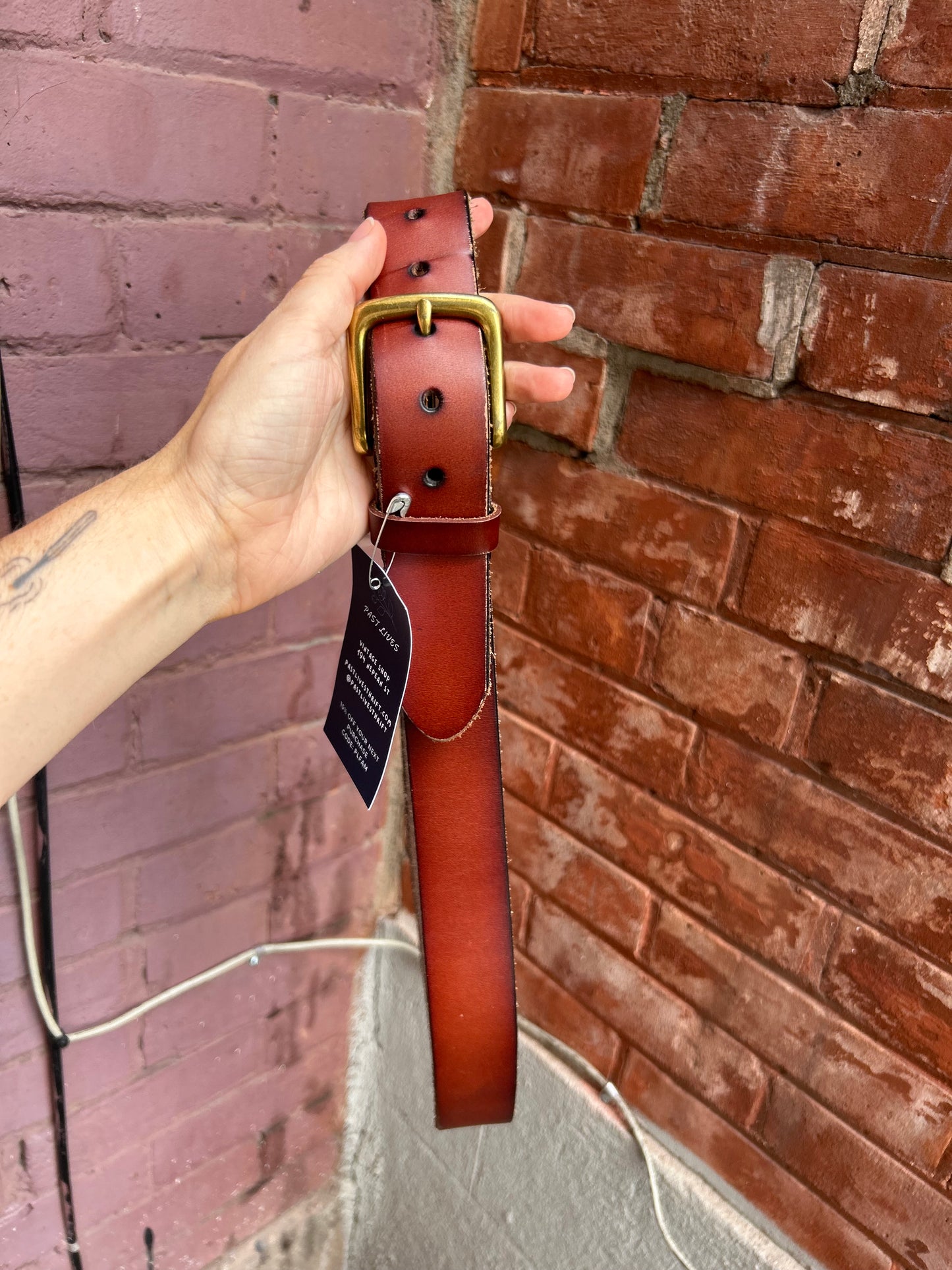 90's Vintage Warm Brown Leather Belt / Size L-XL