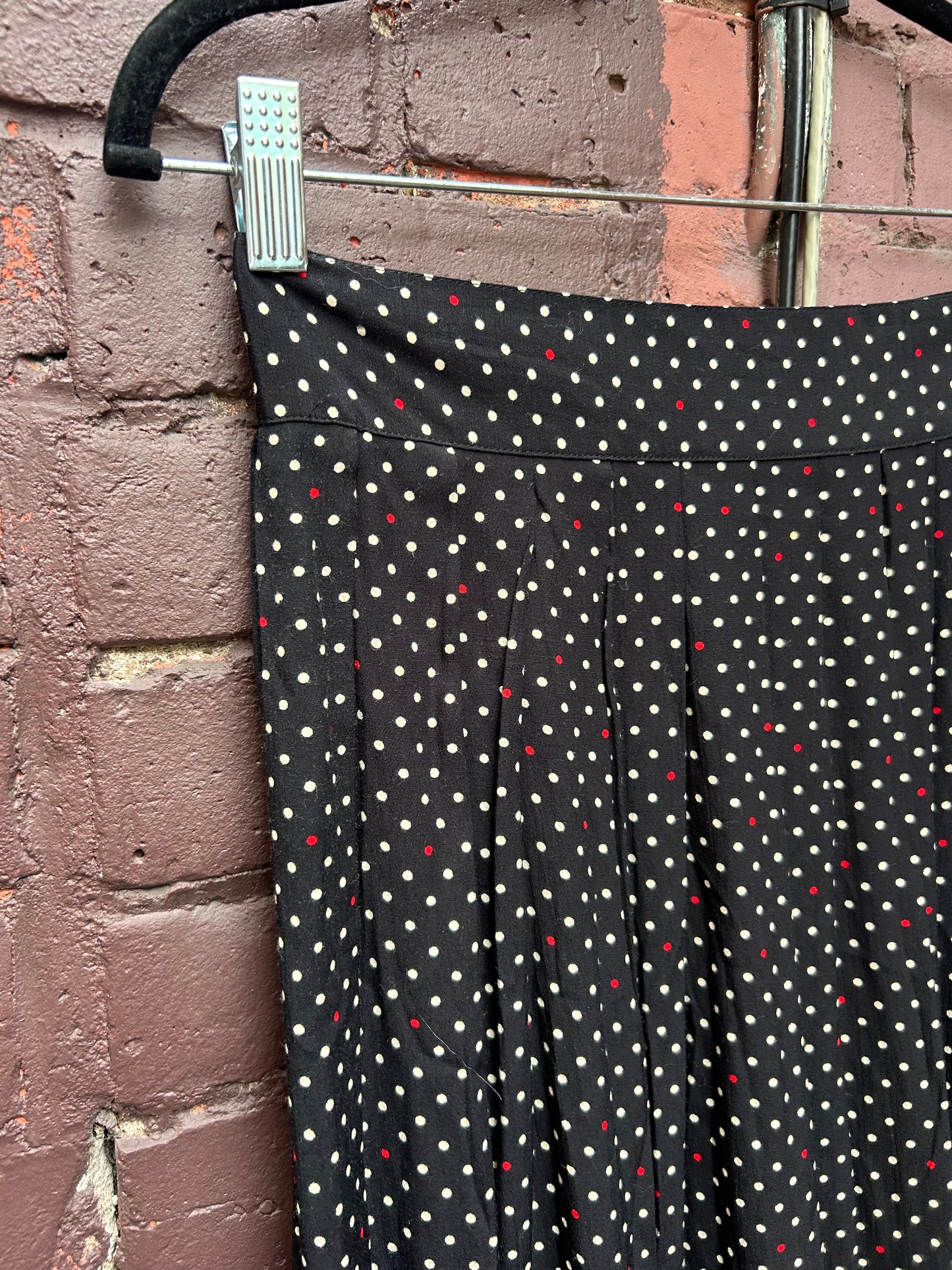 90's Vintage Black & White & Red Polka Dot Pleated Maxi Skirt / 28 Waist