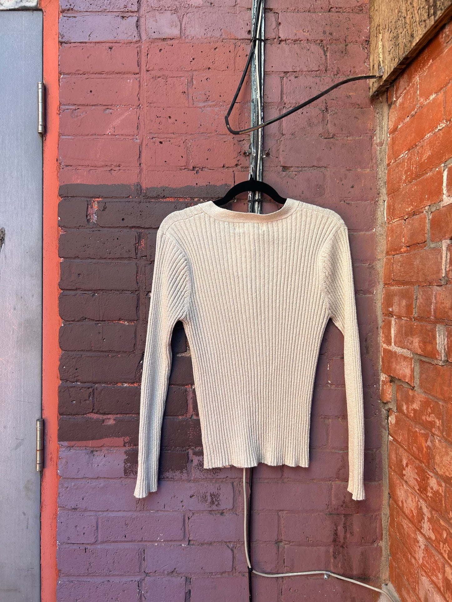 90's Vintage Beige Ribbed Knit Fitted Cardigan / Size M