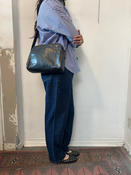 90’s Vintage Black Leather Crossbody Purse
