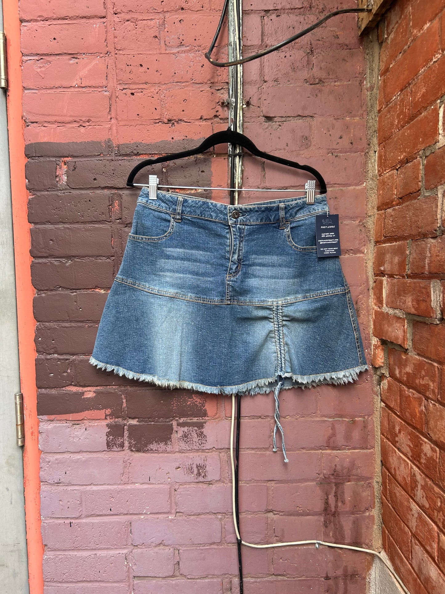 90's Vintage Denim Tie Mini Skirt / 32 Waist