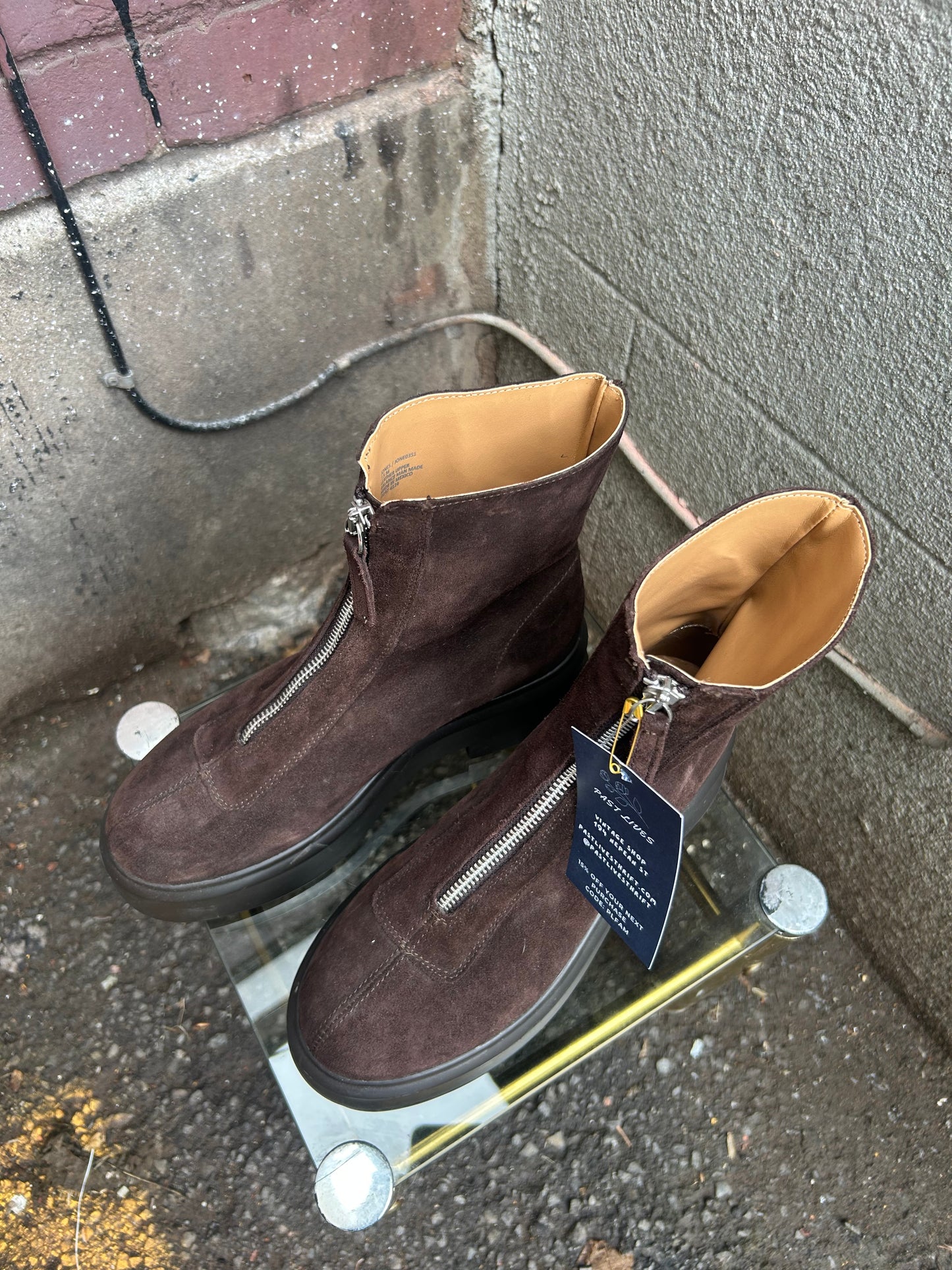 Modern Steve Madden Brown Suede Zip Up Chunky Boots / Size 7.5