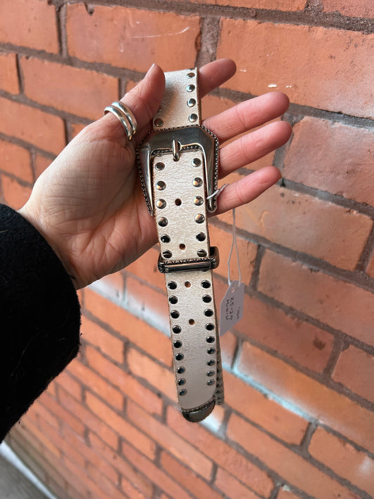 90’s Vintage White Leather Studded Belt / 25 - 29 Waist