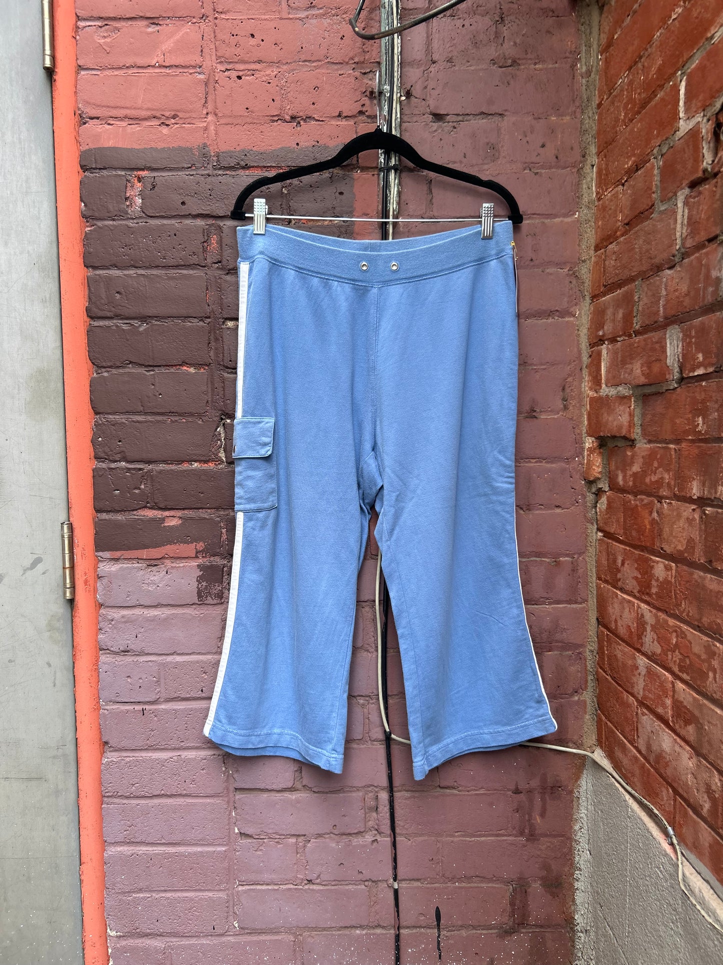 Y2K Vintage Baby Blue Cotton Active Capris / 34 - 38 Waist